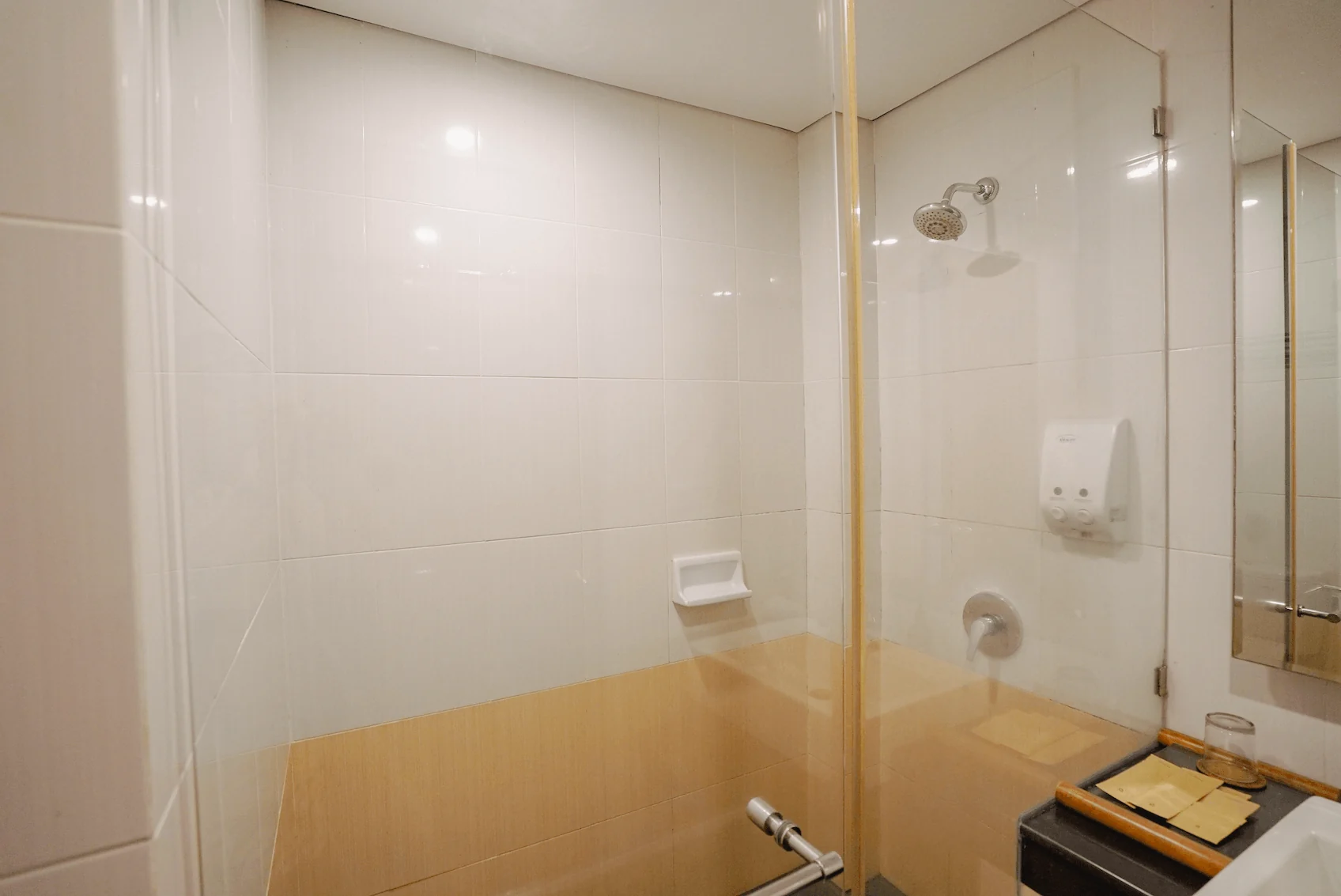 Deluxe Room7