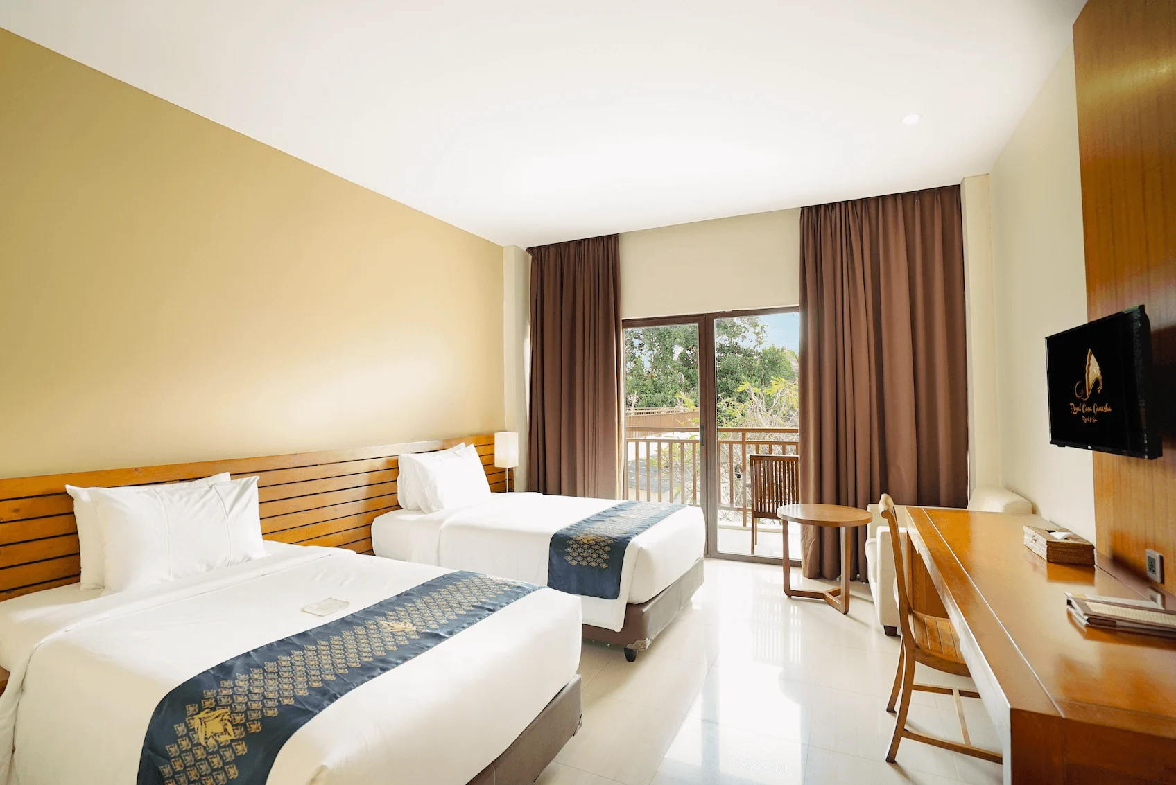 Deluxe Twin Room