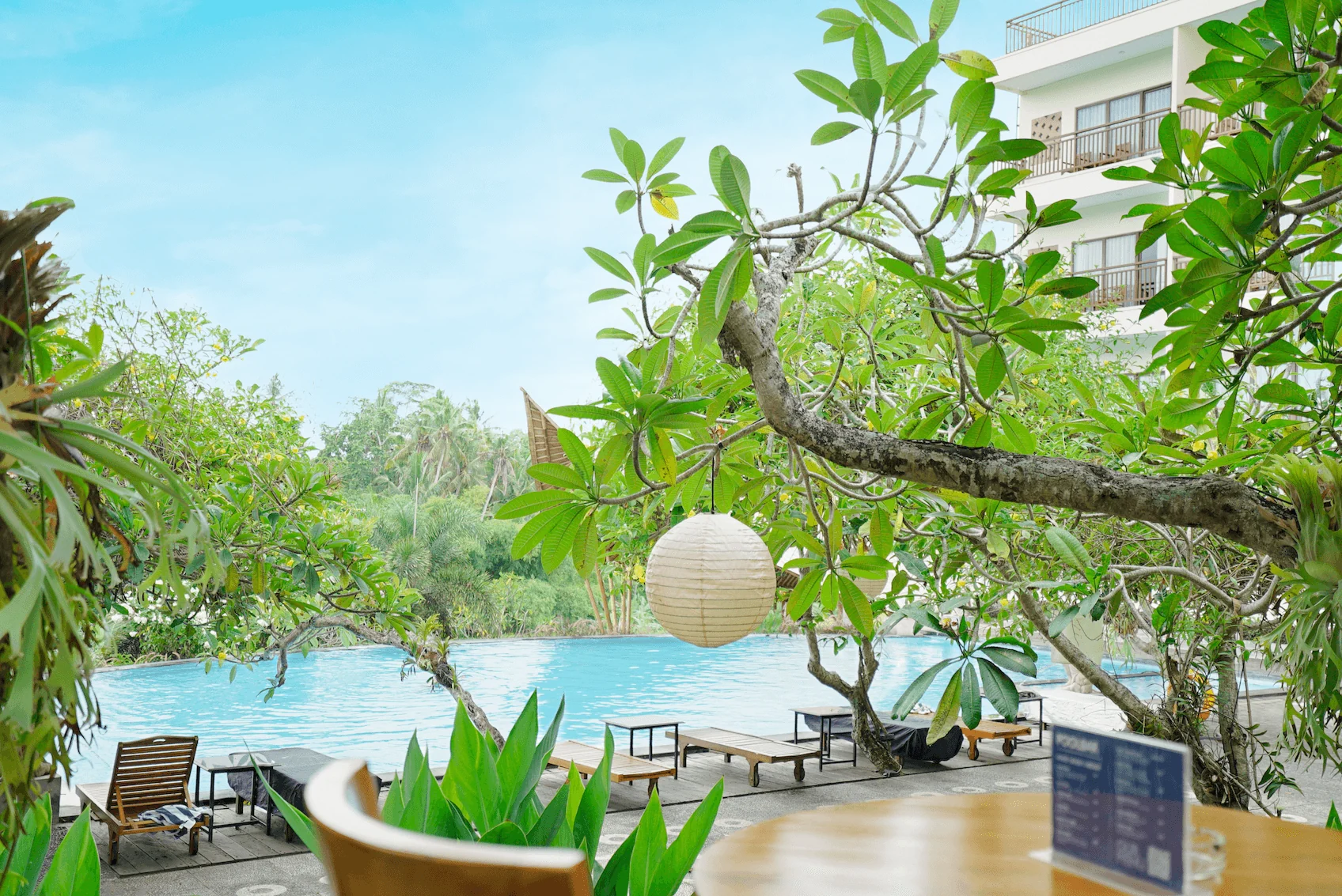Poolbar2